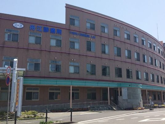 病院併設の外観  