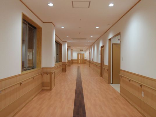 広い廊下