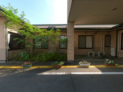 緑あふれる居室外観