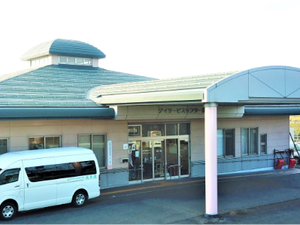 施設の外観入口  