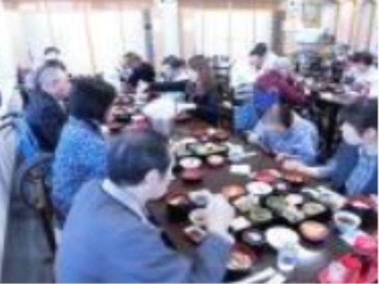 和やかな食事時間
