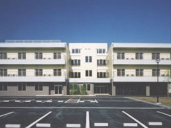 清潔感ある施設の外観