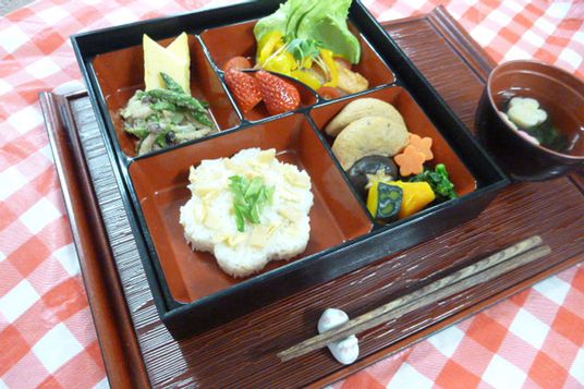 彩り豊かな和食膳