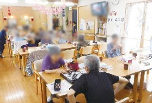 明るいカフェスペース