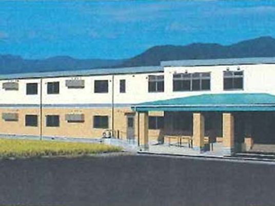 青空と建物のエントランス