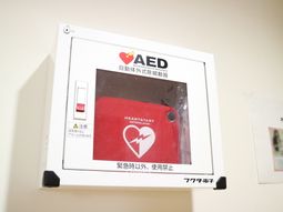 壁掛けAEDの設置例