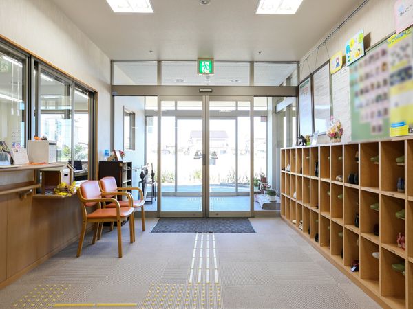 明るいエントランス