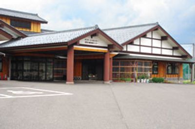 伝統的な屋根の外観