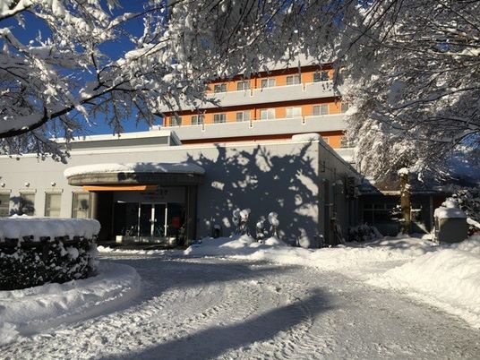雪景色の外観  