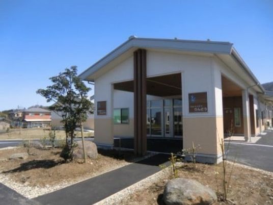 外観の出入口  