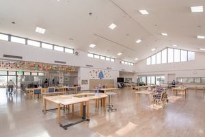 自然光が入る大部屋