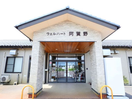 暖かい雰囲気のエントランス