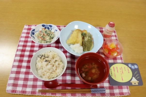 ヘルシーな和定食の料理