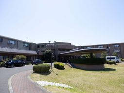 ゆったりとした施設外観