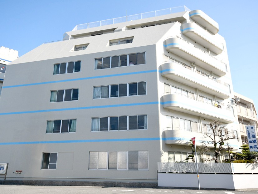 介護老人保健施設 梅壽苑の外観