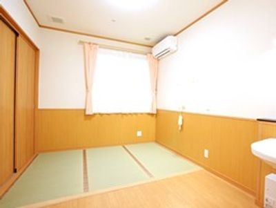 和風の明るい居室