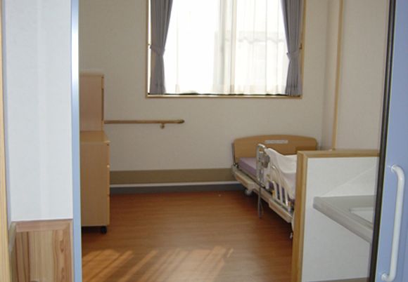 明るい雰囲気の居室