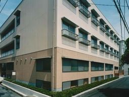施設の外観の建物