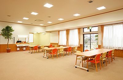 明るいダイニングルーム