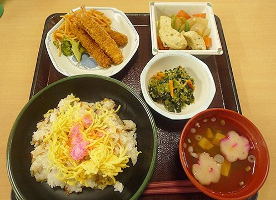 美味しそうな食事の盛り合わせ