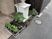 鉢植えのある外観  
