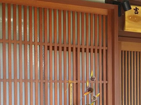 木格子の廊下  