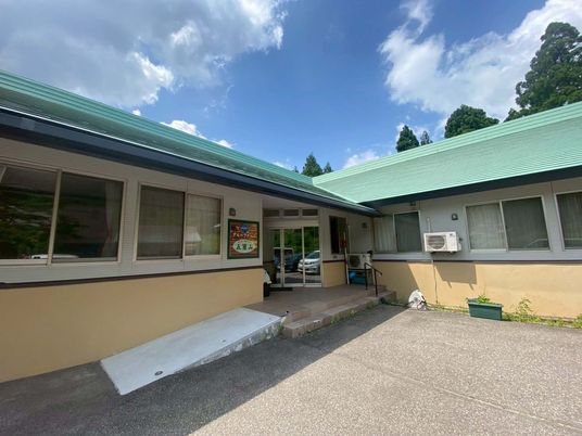 広いエントランス