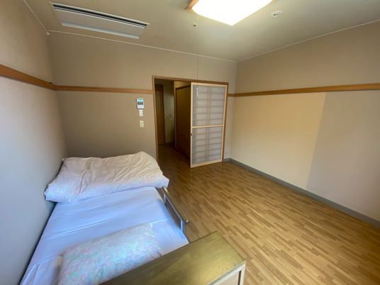 家具付きの居室