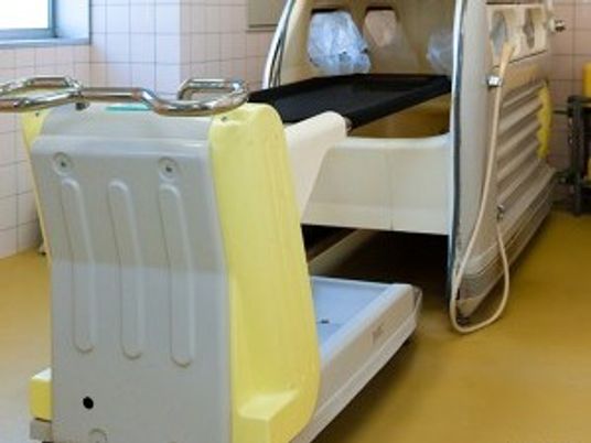 機能訓練室の歩行器具  