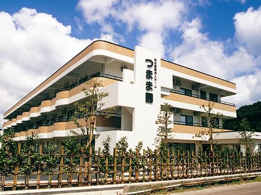 外観が見える施設建物  