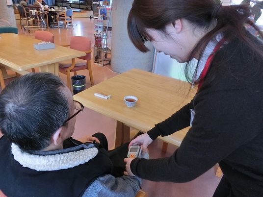 スタッフと利用者の交流