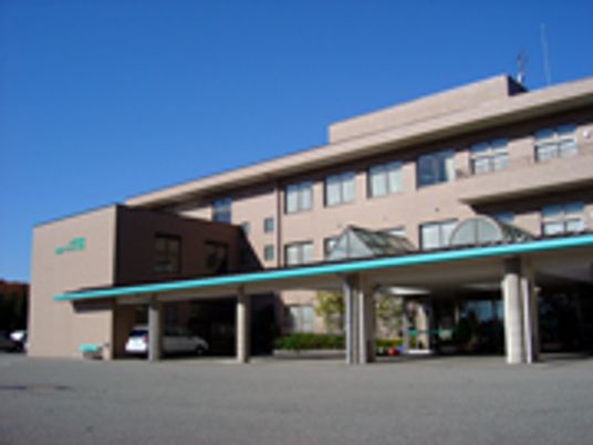 広々とした建物の外観