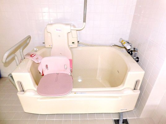 ゆとりある浴室