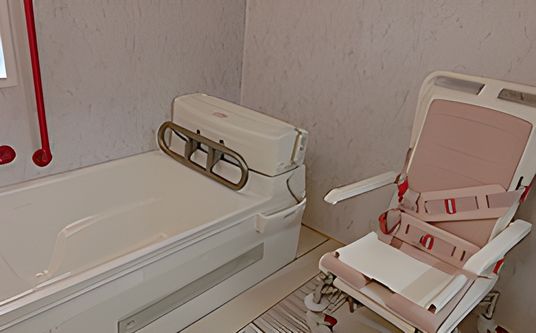 清潔な浴室