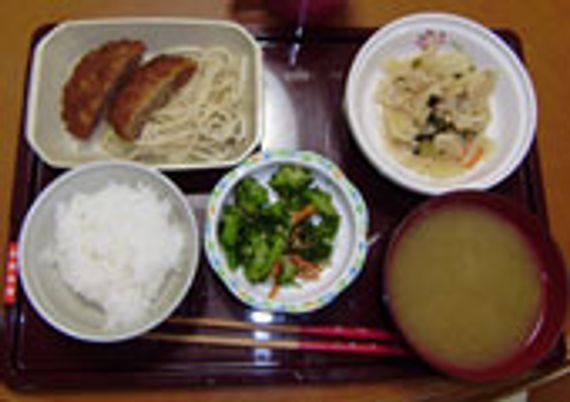 楽しい食事の様子