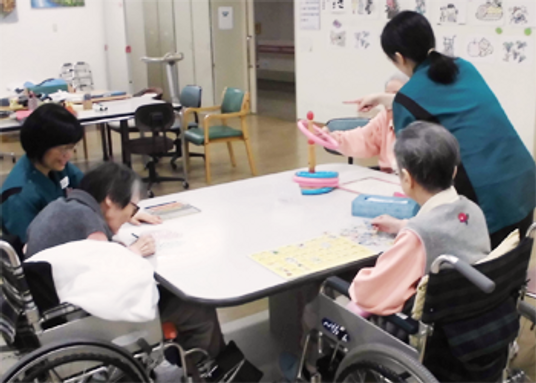 元気な活動風景の室内