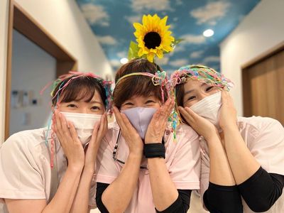 笑顔が素敵なスタッフイメージ