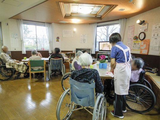 車椅子の利用者がいる居室