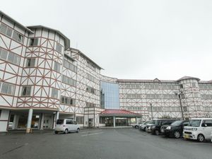 広々とした建物の外観