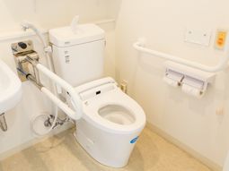 バリアフリー対応の洗面トイレ