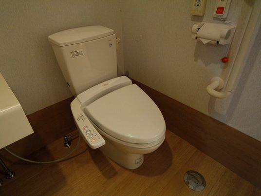 清潔なトイレ設備