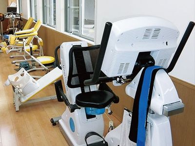 運動機器がある室内