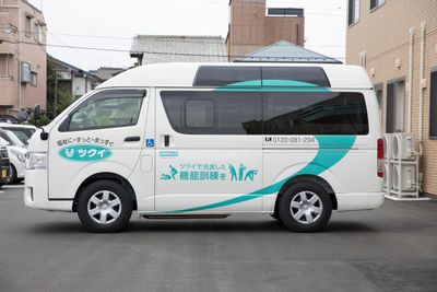 福祉車両停車中