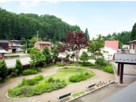 緑豊かな中庭