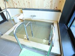 和風の浴室空間