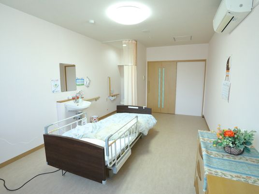 シンプルな個室の居室