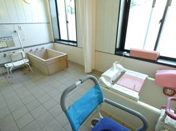 ケアハウスの浴室