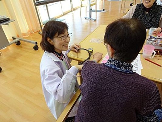 楽しい会話のダイニングルーム  
