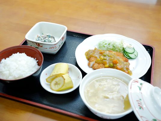 栄養バランスの取れた食事