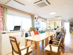 共有スペースの明るい風景